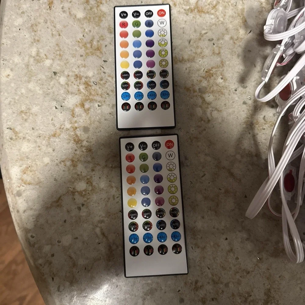 500FT Permanent Outdoor Lights,RGB Eaves IP67‎ Lights with App Control Remote